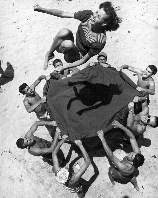 Веселье на пляже, лето 1948 года