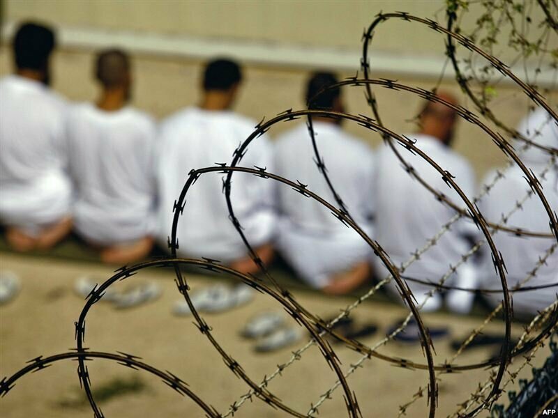 В британских тюрьмах мусульмане принуждают сокамерников принимать ислам