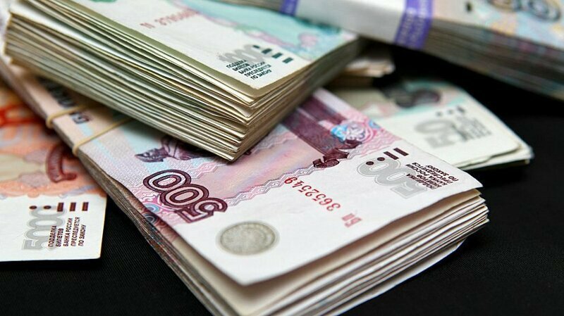 Минтруд: зарплаты некоторых россиян выросли в три раза