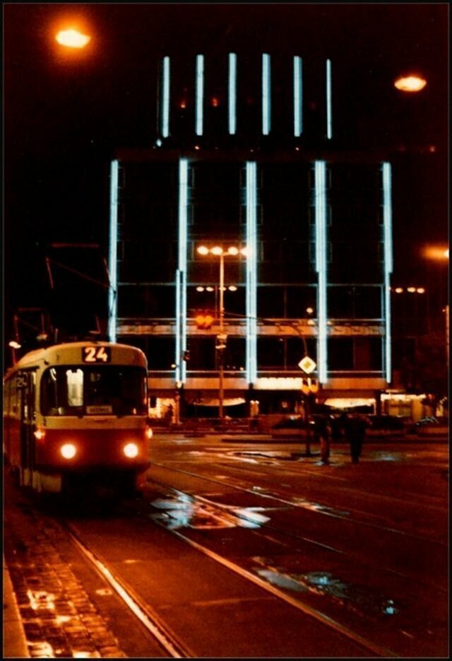 6. Ночной трамвай на Вацлавской площади