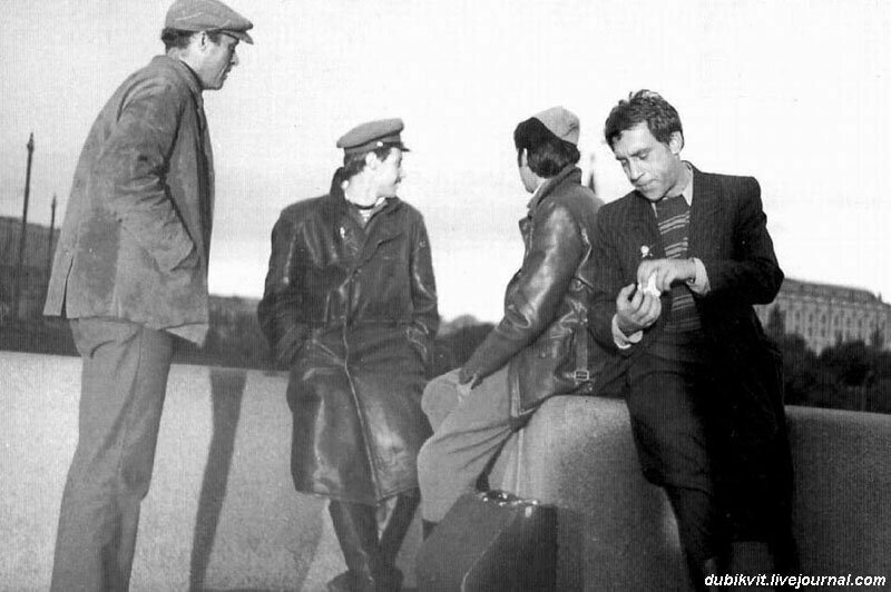 Станислав Говорухин, Владимир Конкин и Владимир Высоцкий на съёмках «Место встречи изменить нельзя», 1979 год