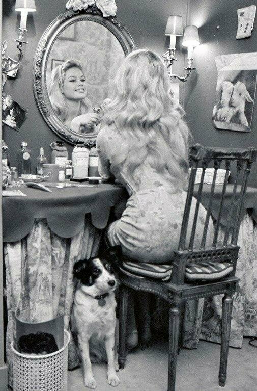 Брижит Бардо с псом Guapa, 1950-е 