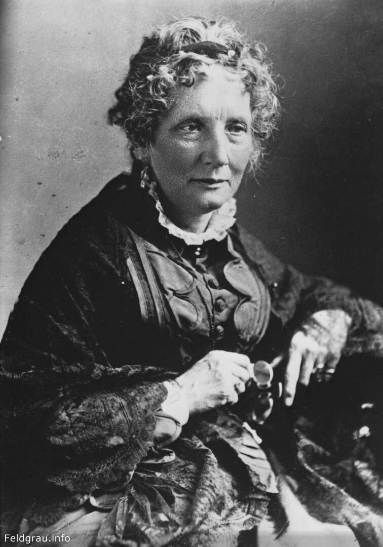 5 июня 1851 года в США начал печататься роман Гарриет Бичер-Стоу «Хижина дяди Тома» 