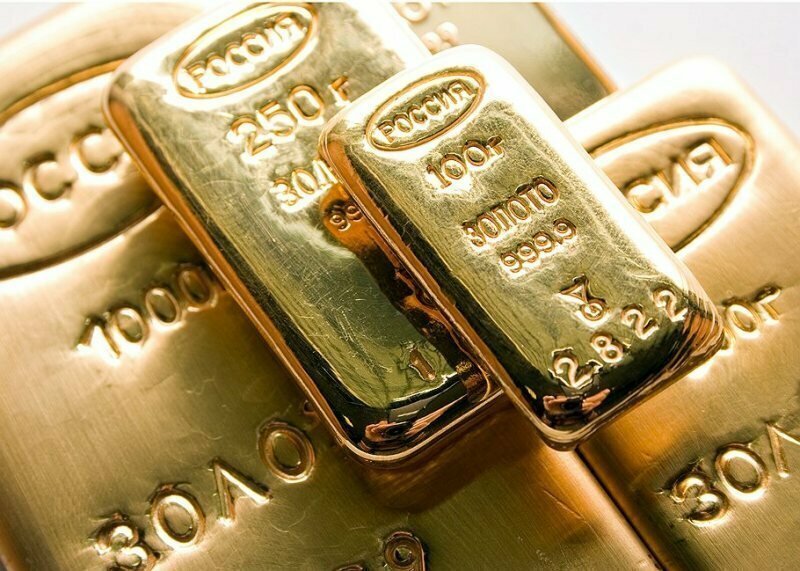Объем золотовалютных резервов России в начале июня составил 502,7 млрд долларов, превысив 500 млрд долларов впервые с начала 2014 года.