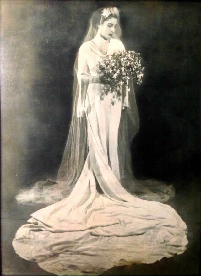 Чем длиннее, тем элегантней: невесты 1930-х годов в свадебных образах