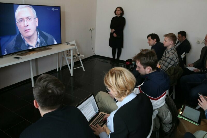 Муниципалы работают «на земле», часто глава того или иного муниципального округа пешком обходит вверенную ему территорию на предмет выявления различных недочетов, скажем, в благоустройстве. 