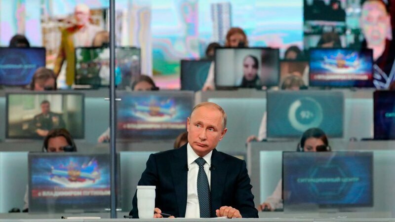 Путин пообещал продумать систему поддержки технологических компаний
