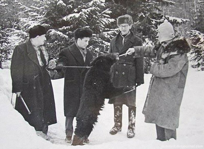 На съёмках фильма «Самогонщики»