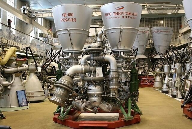 НПО Энергомаш подготовило к отправке в США партию ракетных двигателей РД-180
