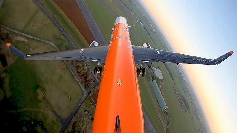 Airbus тестирует самолёт с крыльями, как у альбатроса (4 фото + видео)