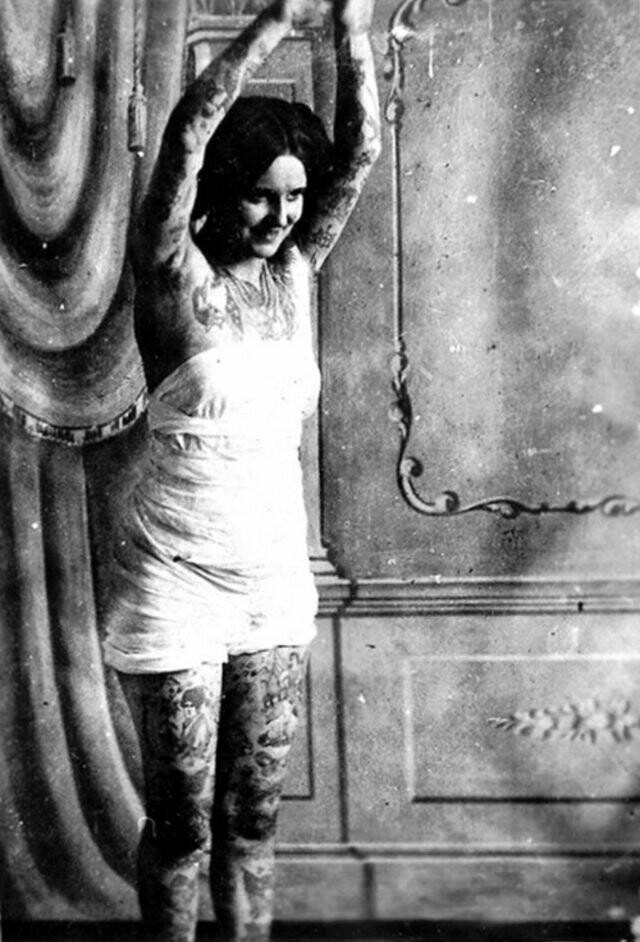 8. Татуированная девушка, 1910-е