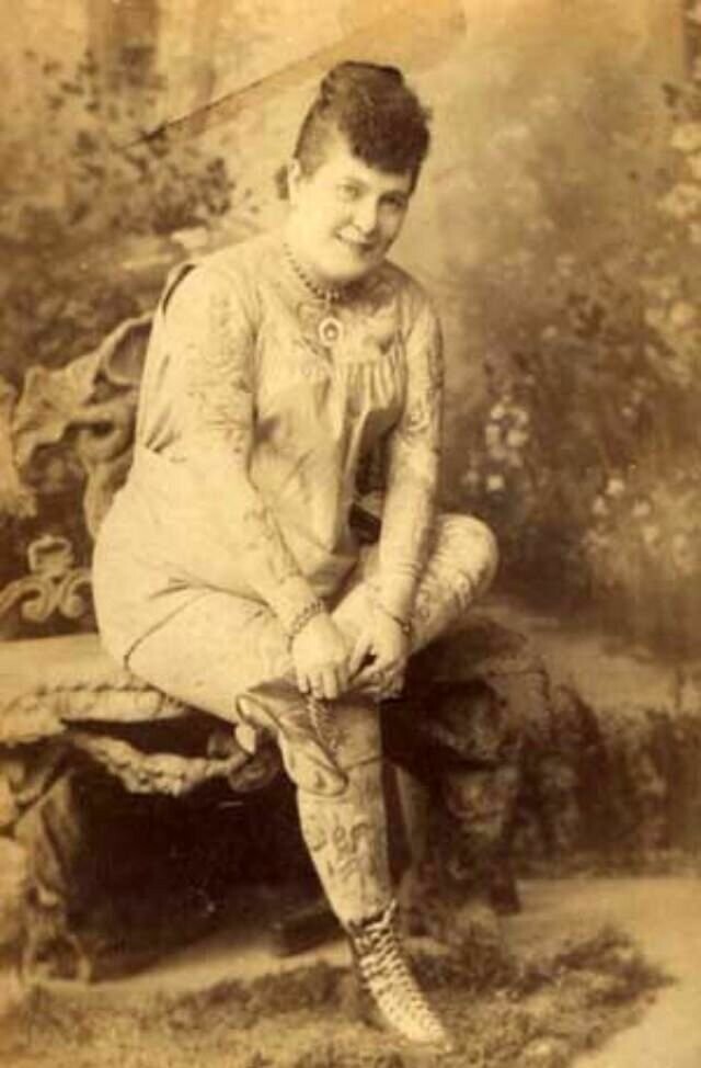 2. Нора Хильдебрандт, 1900-е