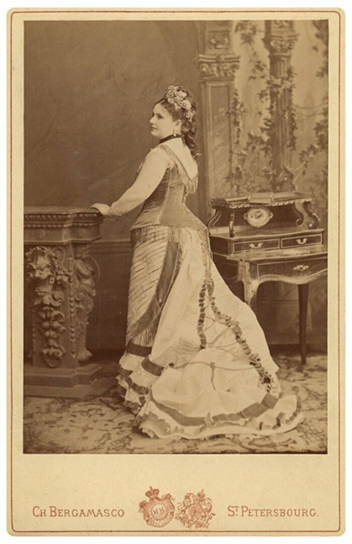 Мария Михайловна Глебова, актриса Александринского театра, портрет 1874 год