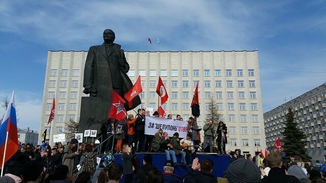 Губернатора Архангельской области освистали во время праздничной речи