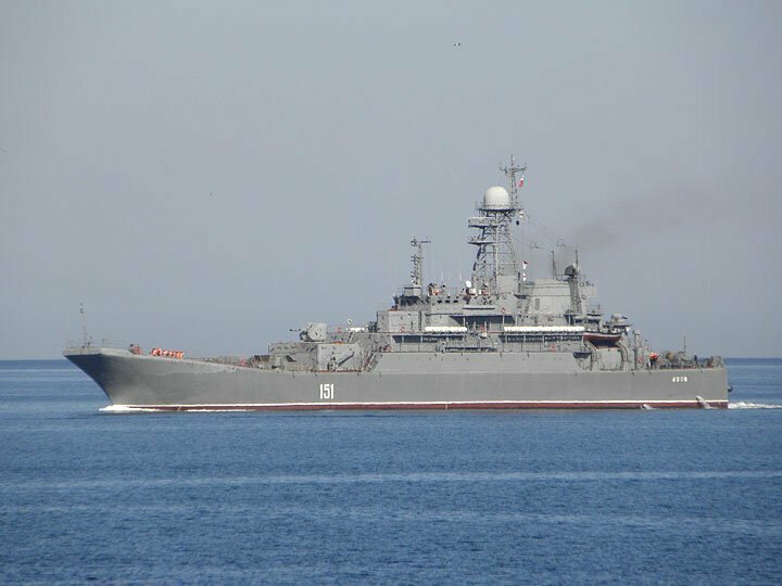 Российские военные начали учения в Чёрном море