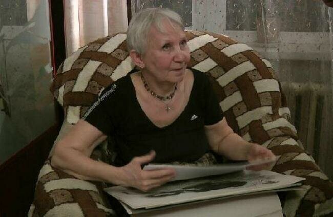 "Я не художница, я рисующий читатель" – к 80-летию Евгении Стерлиговой