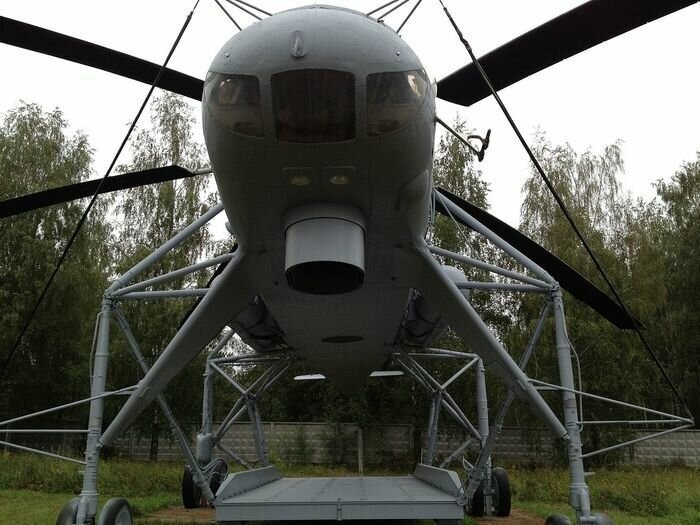 Ми-10 - летающий кран
