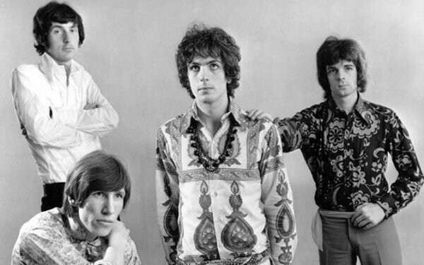 История легендарной «Pink Floyd» в фотографиях