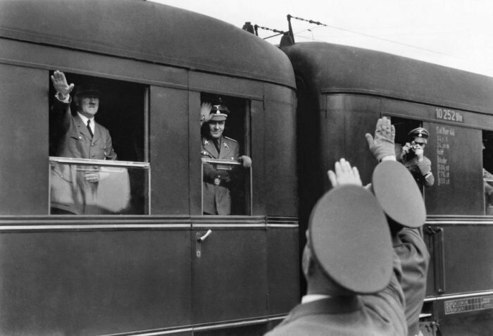 Как выглядел личный поезд Гитлера внутри и снаружи: Передвижная ставка фюрера