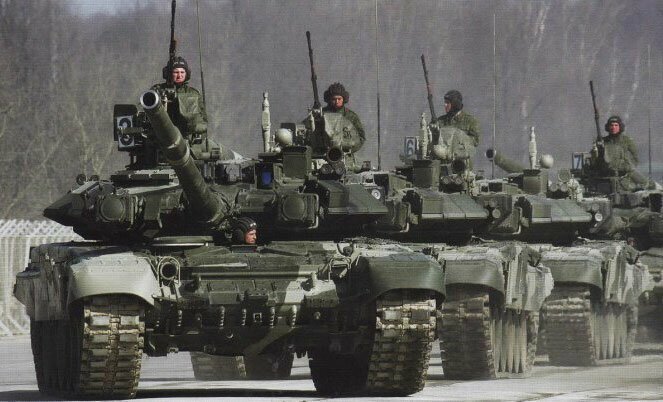 В Киеве рассказали, когда танковые дивизии РФ могут войти в столицу