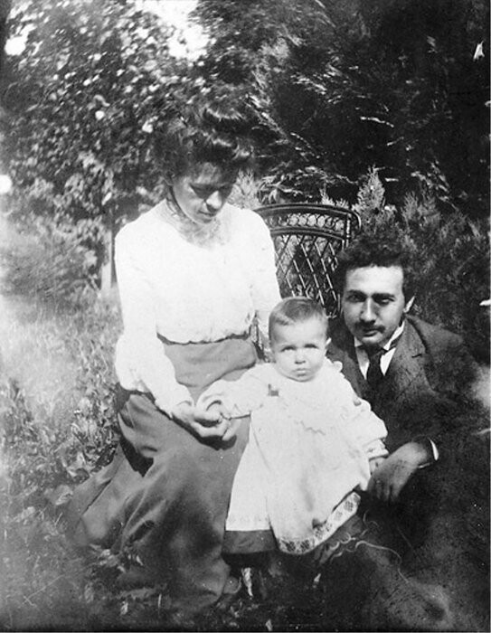Почему первая жена Альберта Эйнштейна жалела о своем браке?