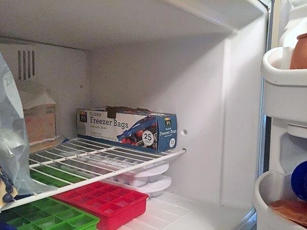 "Не уверен, что жена понимает, зачем нужны пакеты для морозильной камеры"