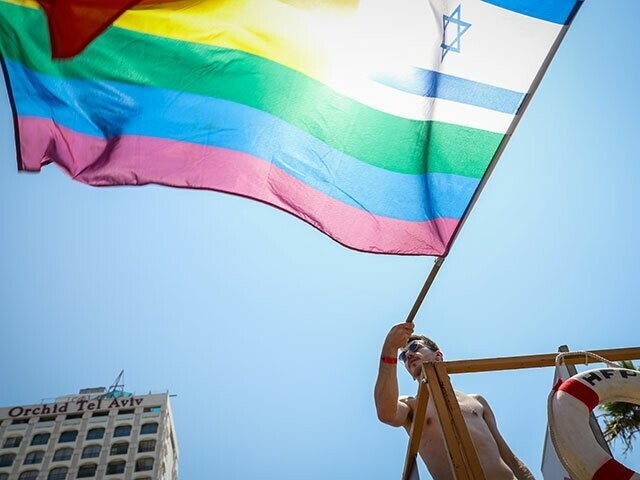 Израиль переполняет гордость. И дольше Песаха длится "Парад гордости"