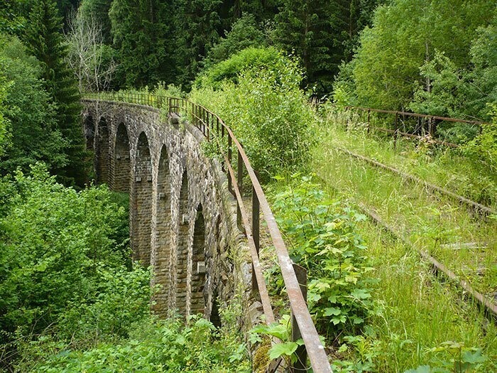 33. Заброшенный железнодорожный мост, Чехия