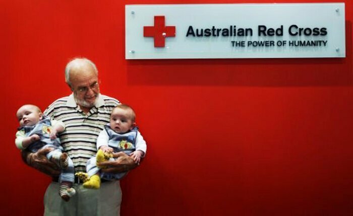 Человек с золотой кровью: как австралиец спас жизни двух миллионов младенцев