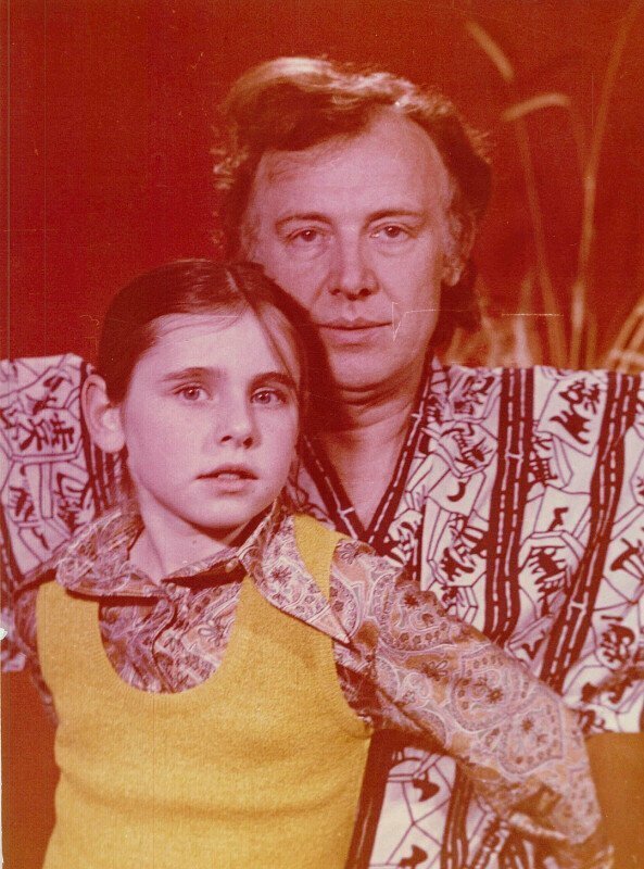 Иннокентий Смоктуновский со своей дочерью Машей. Начало 70-х.
