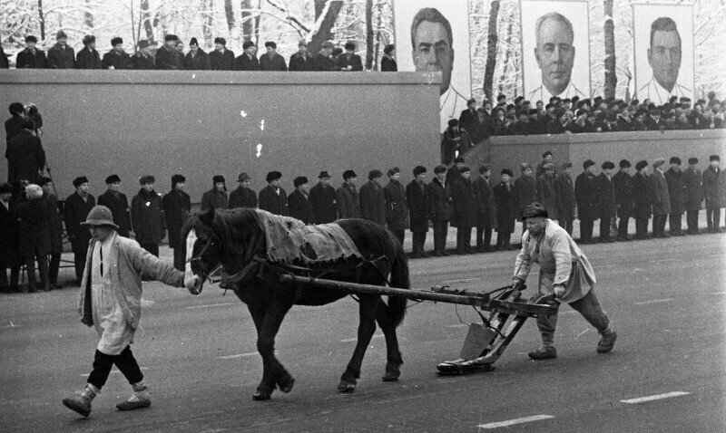 Парад в честь 51–й годовщины "Великого Октября", 1968 год, Минск