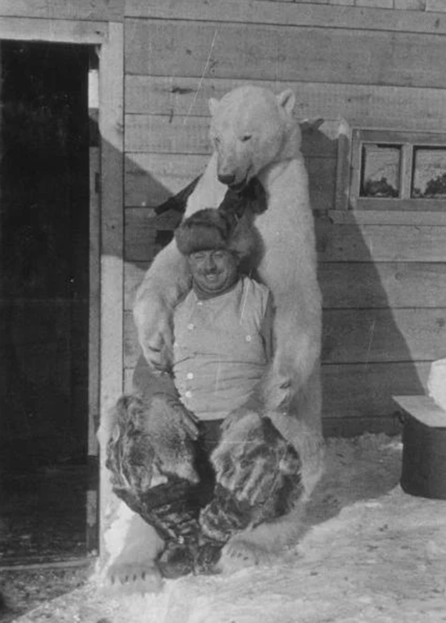 Папанин на зимовке. 1937-38 годы. 