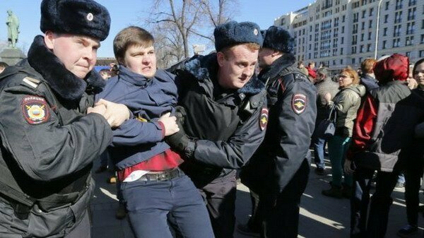 Приглашение от Навального: вместо культурного мероприятия - дубинкой по лбу