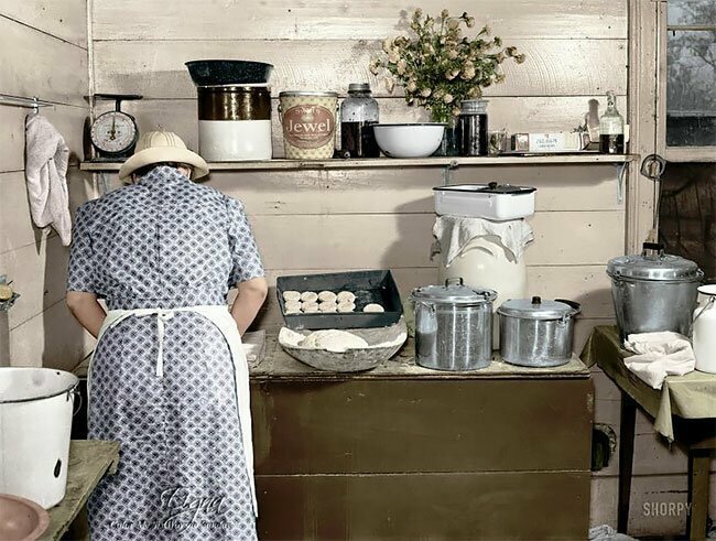 Подготовка к обеду, 1939