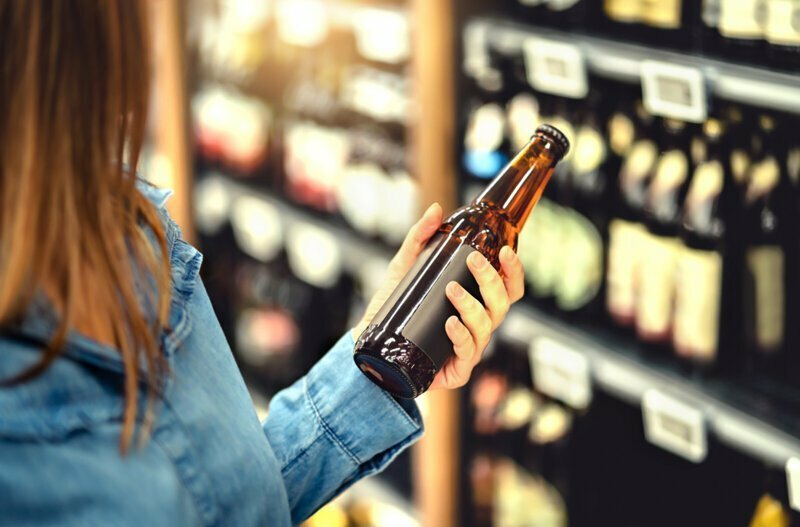 Почему безалкогольное пиво тоже продают с 18 лет?