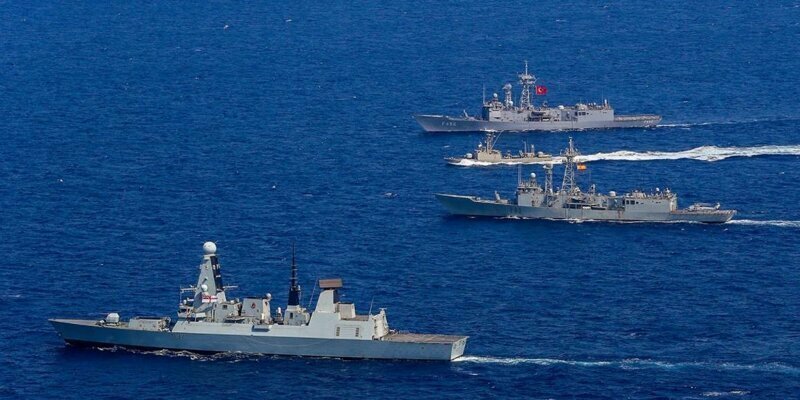 Как Украина хочет затащить НАТО в Черное море