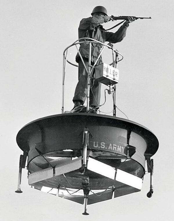 11. Демонстрация Hiller VZ-1 Pawnee Flying Platform в 1958 году.