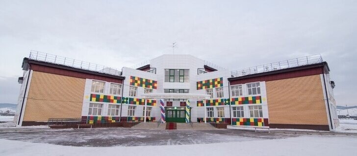 В Бурятия открылась новая сельская школа на 450 мест