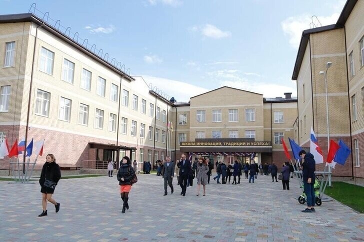 В Новороссийске открыли новую школу на 1100 мест