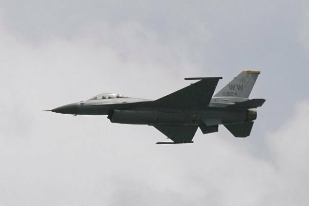 Индия уже заплатила России $ 220 млн. за сбитый над Кашмиром F-16