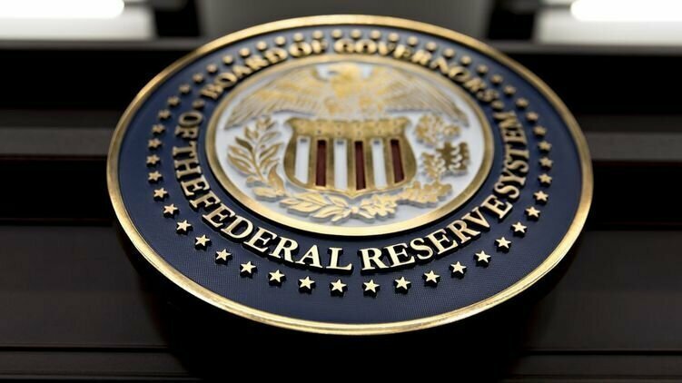 ФРС США впервые за 10 лет снизила ставку