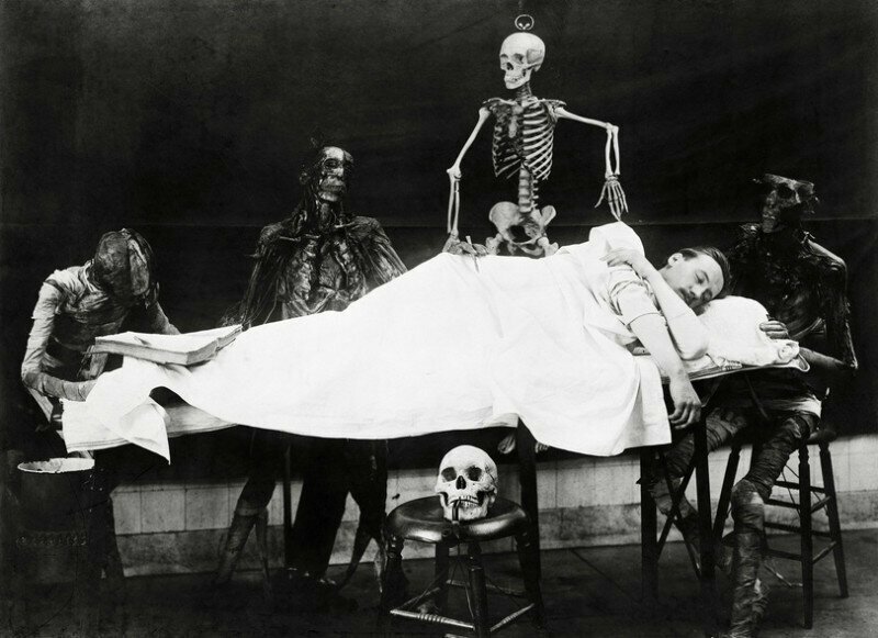 "Сон студента-медика", Дом Искусств, Нью-Йорк, 1906 год. Фотограф: A.A. Robinson.