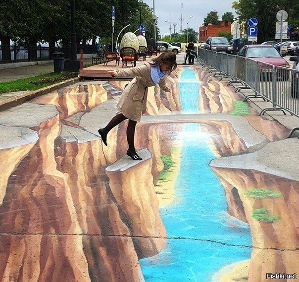 На набережной в Перми нарисовали 3D-арт на асфальте