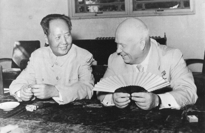 - А Хрущёв-то растяпа! – улыбнулся Мао Цзедун: как китайцы смогли утащить атомную бомбу у СССР