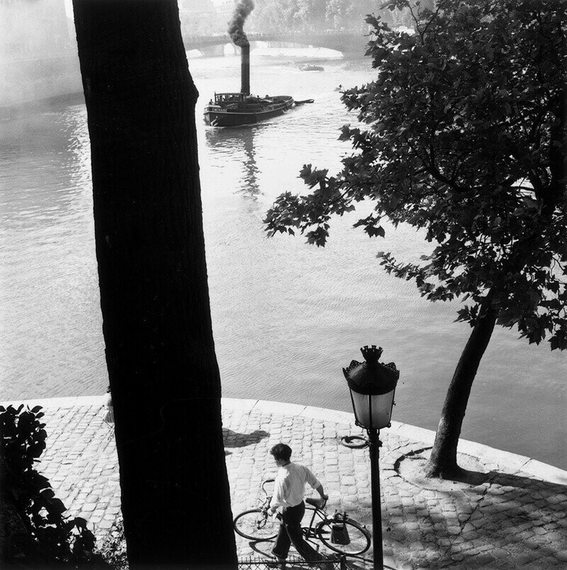Сена, Париж, 16 августа 1952 года.
