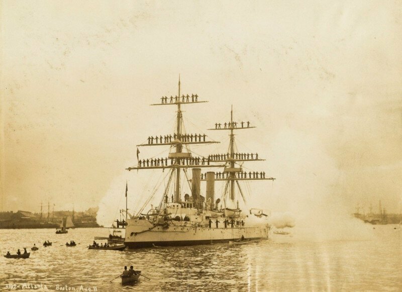 Крейсер USS Atlanta в Бостоне на регате. США, 11 августа 1890 г.