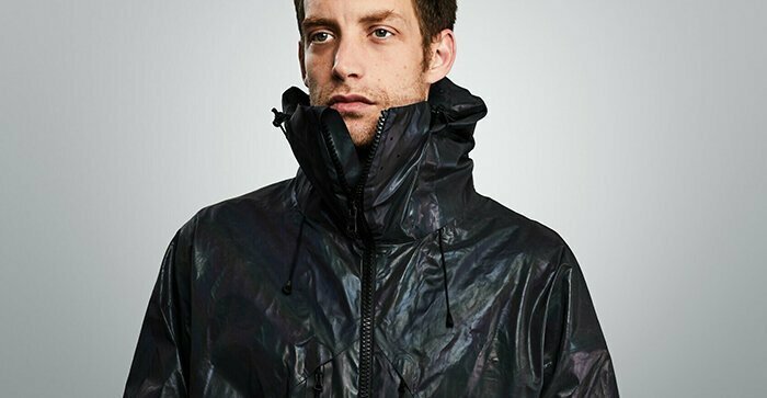 Стоимость "Черного кальмара" - $995. Не так уж много для инновационной куртки!