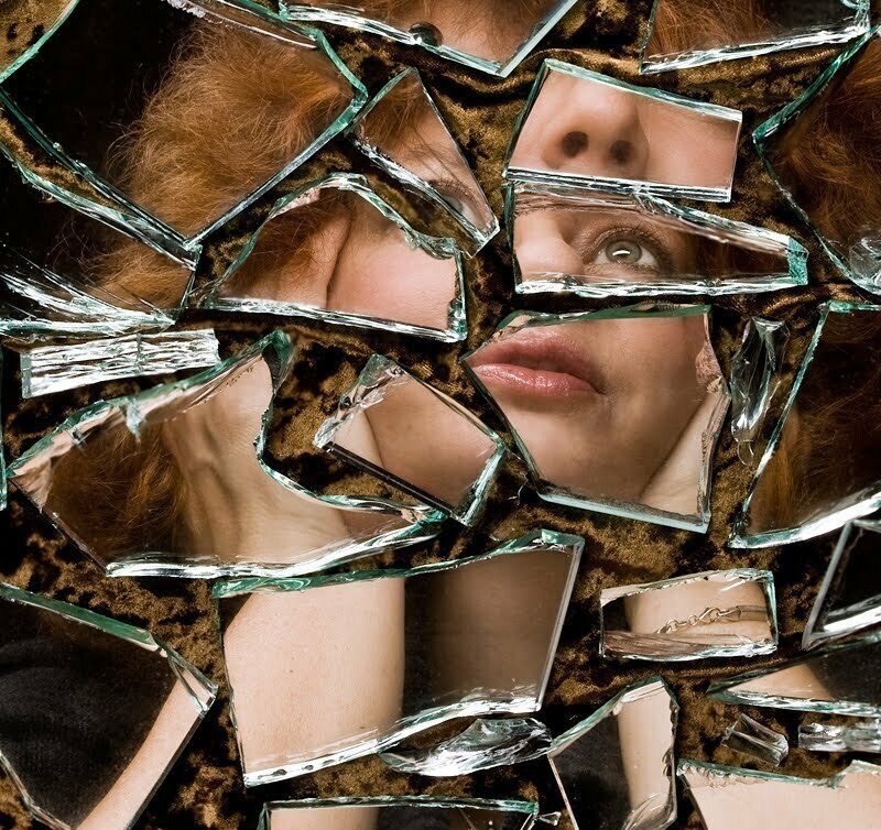 Значение снов о разбитом зеркале