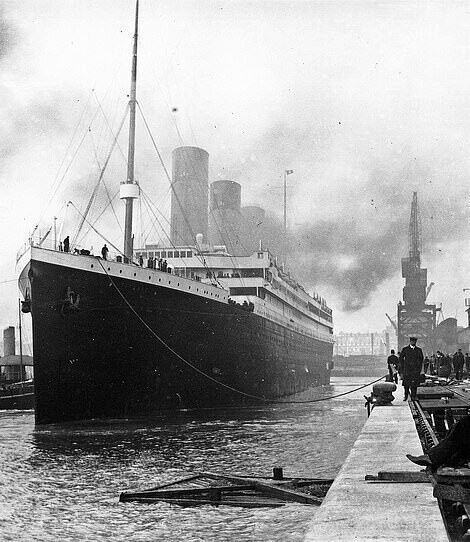 Лайнер в порту Саутгемптона, 1912 год