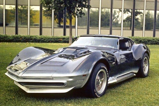 4. 1964–’67 XP-830 Corvette Mako Shark II